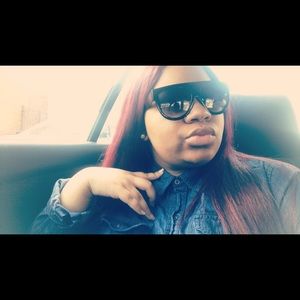 Meet your Posher, Nyierah